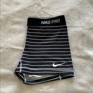 Nike Pro Shorts size M